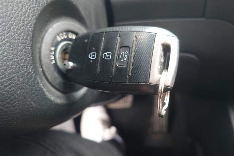 Used Kia K3 2016 1.6L Automatic GL Vehicle Key