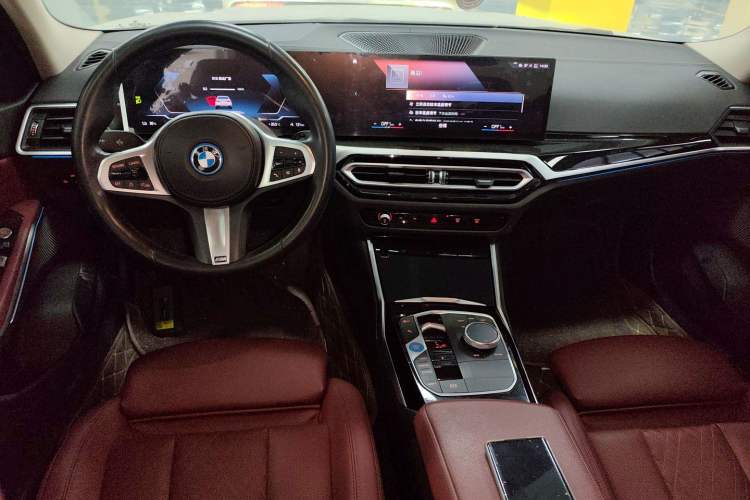 Used BMW i3 2022 eDrive 35 L
