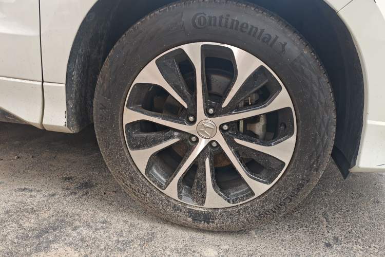 Used Honda Avancier 2019 240TURBO Two-Wheel Drive Elite Edition Right Front Wheel Hub