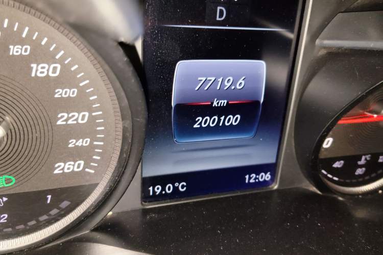 Used Mercedes-Benz GLC 2016 GLC 260 4MATIC Dynamic Edition