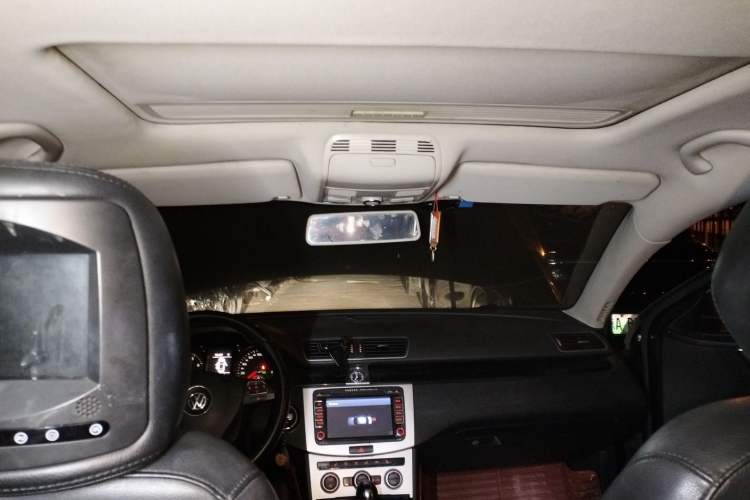 Used Volkswagen Magotan 2013 1.8TSI Luxury Model Headliner