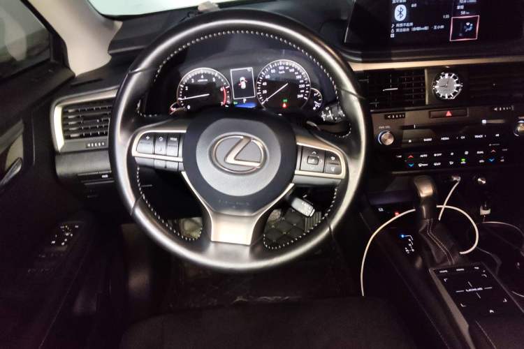 Used Lexus RX 2020 Revised Version 300 Two-Wheel Drive Elite Edition
