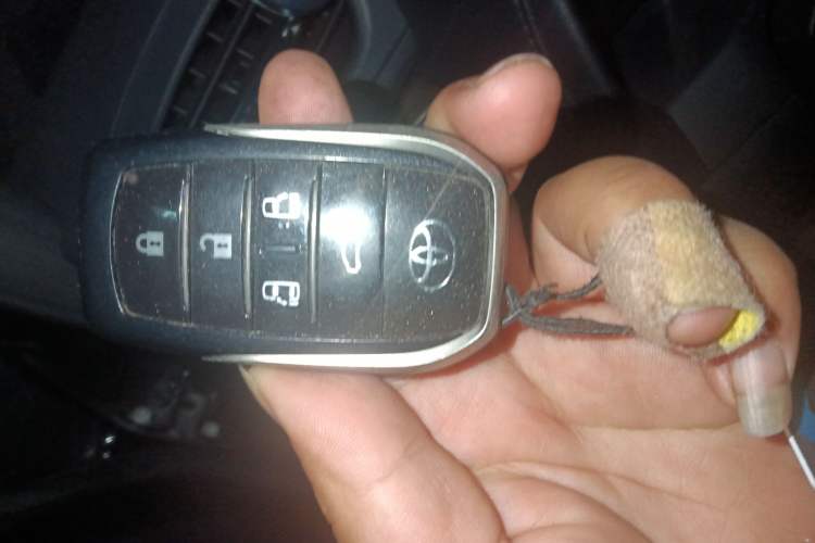 Used Toyota Vellfire 2021 Crown Dual-Engine 2.5L HV Supreme Edition