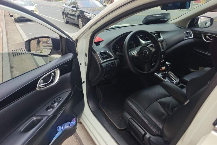 Used Nissan Sylphy 2016 1.6 XL CVT Luxury Edition Driver Seat