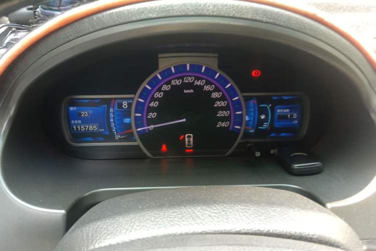 Used BYD S6 2013 Jingyue Edition 2.0L Manual Luxury Model 5 Seats