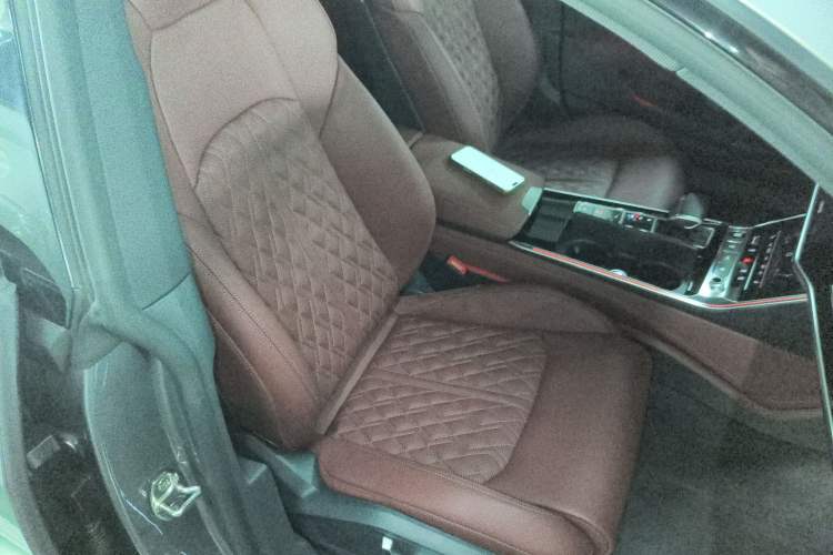 Used Audi A7L 2022 55 TFSI quattro S-line Zhiyuan Edition Obsidian Black Package