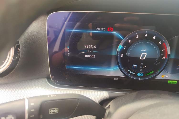 Used Mercedes-Benz E-Class 2019 E 260 Sport Edition Odometer Close Up