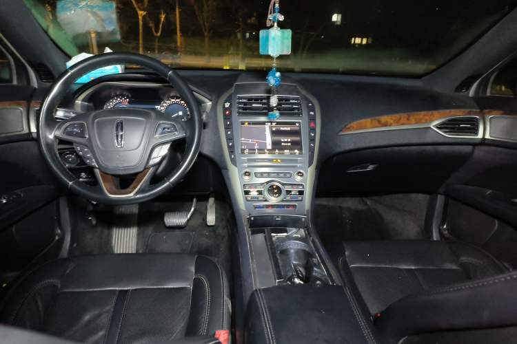 Used Lincoln MKZ 2017 2.0T Luxury Edition
