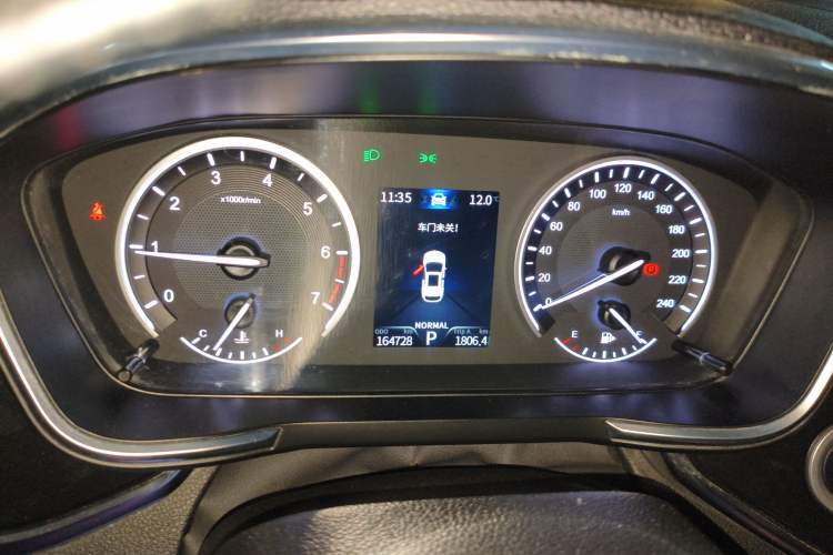 Used Dongfeng Fengon ix5 2019 220T CVT ZhiShang Version China VI Standard