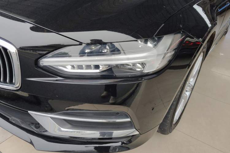 Used Volvo S90 2020 Facelifted T5 Zhiyi Luxury Edition
