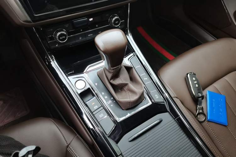 Used Volkswagen Phideon 2021 380TSI Luxury Edition