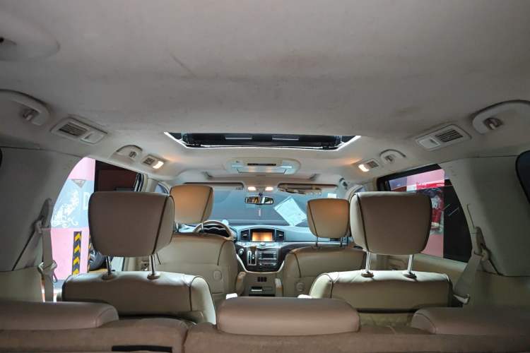 Used Nissan Quest 2015 3.5L SL