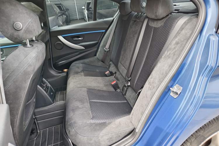 Used BMW 3 Series 2018 320i M Sport Package
