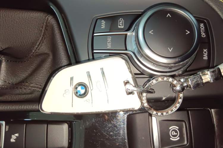 Used BMW X2 2023 sDrive 25i Shining Edition
