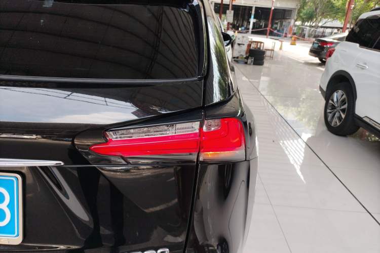 Used Lexus NX 2015 200 Front-Wheel Drive X-Trail SE Edition