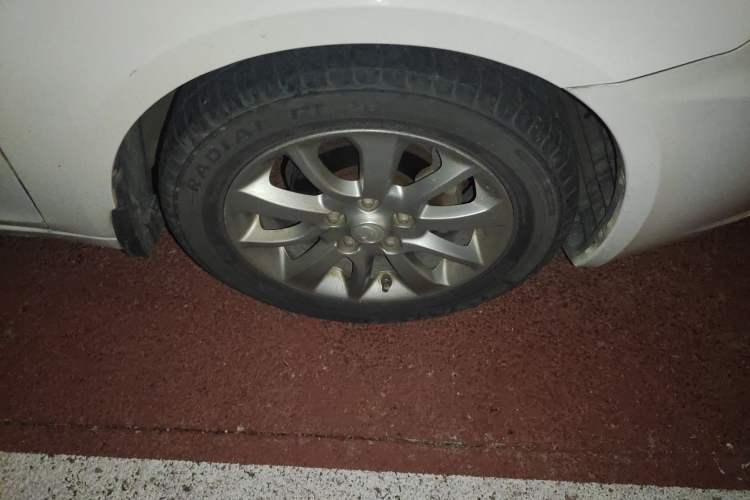 Used Soueast V5 Lingzhi 2012 1.5L CVT Flagship Edition