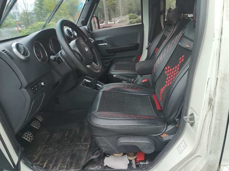 Used BAIC Off-Road BJ40 2016 40L 2.0T Manual Two-Wheel Drive Luxury Edition — 14