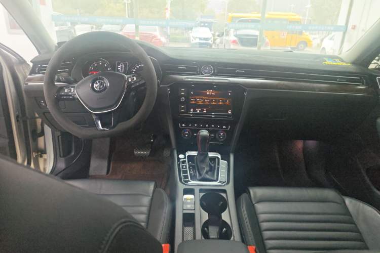 Used Volkswagen Magotan 2019 330TSI DSG Luxury Model China V Standard