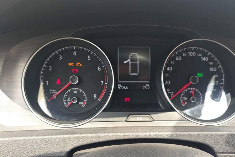 Used Volkswagen Golf 2014 1.4TSI Automatic Comfort Model Instrument Cluster