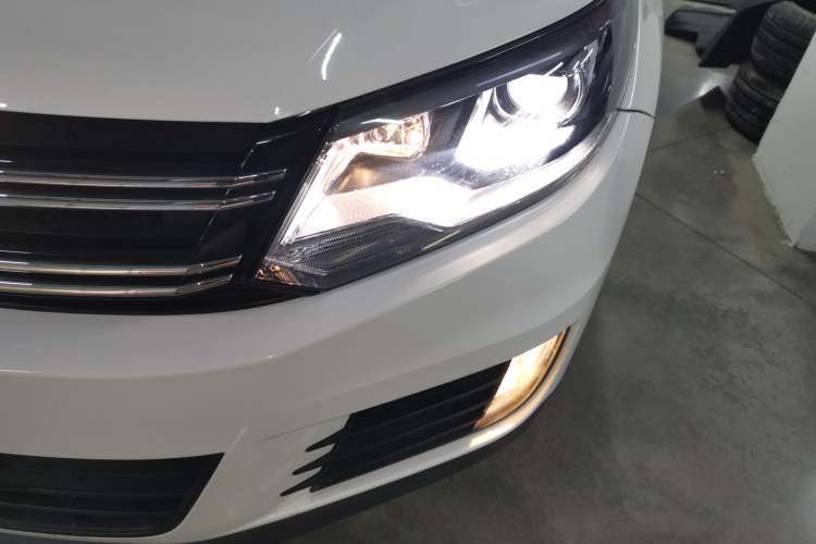 Used Volkswagen Tiguan L 2016 280TSI Automatic Two-Wheel-Drive Silk Road Style Edition