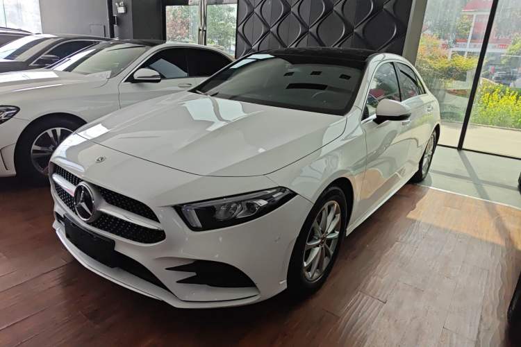 Used Mercedes-Benz A-Class 2022 Restyled A 200 L Sport Sedan Fashion Version