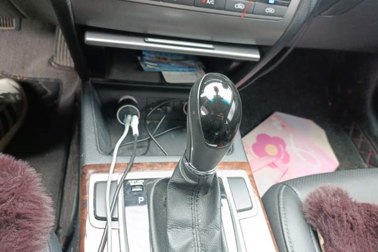 Used Hyundai Mistra 2014 1.8L Automatic Deluxe DLX Model Gear Lever