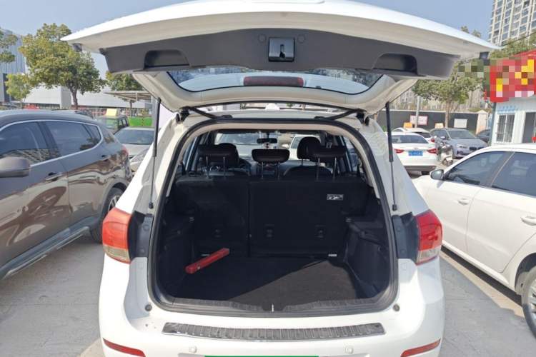 Used Haval H6 2016 Upgraded Model 1.5T Manual Two-Wheel Drive Elite Version