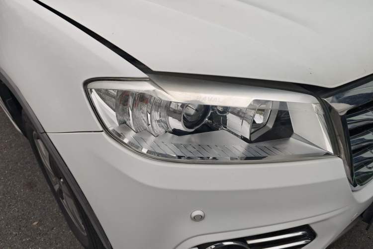 Used Haval H6 2015 Revised Version Sport Edition 1.5T Manual Transmission Two-Wheel Drive Elite Grade
