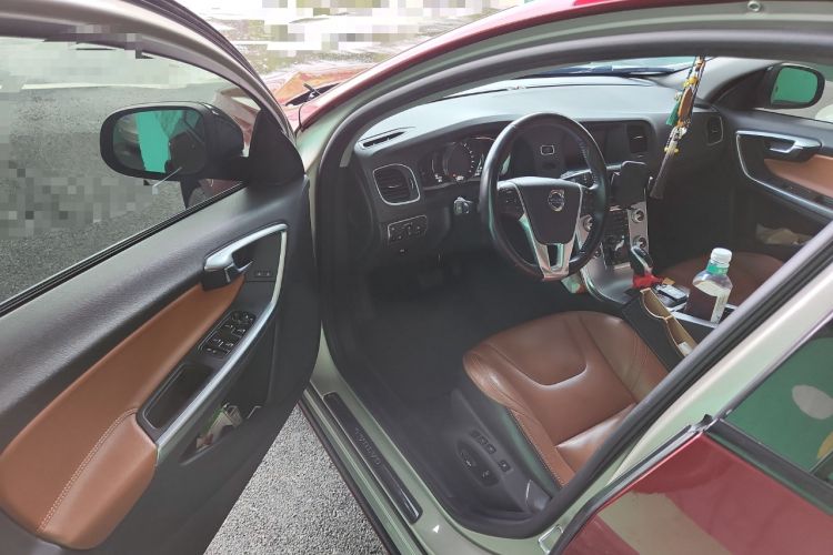 Used Volvo V60 2017 T5 Zhiya Edition China V Standard