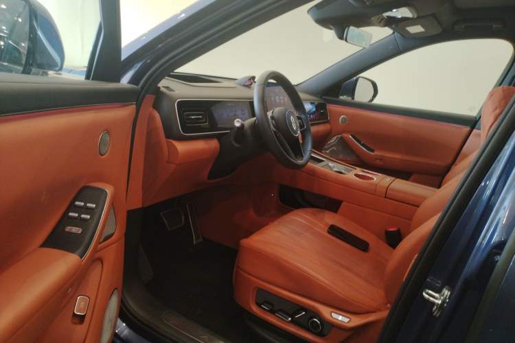 Used Hima AITO M7 2026 Model Range-Extending Ultra All-Wheel Drive 5-Seater Version Driver Seat