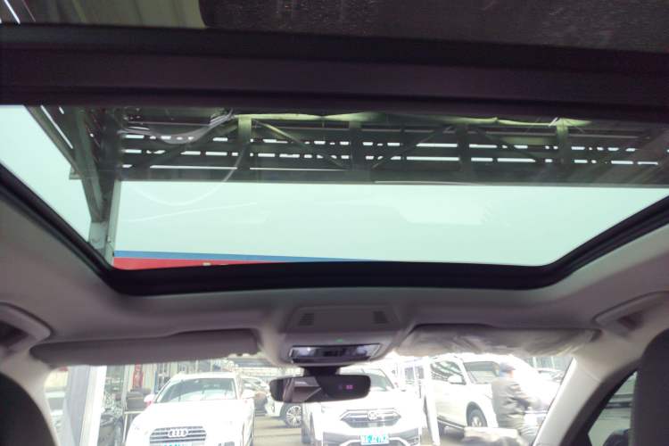 Used Volkswagen Magotan 2024 380TSI DSG Prestige Edition DaMai Package Headliner