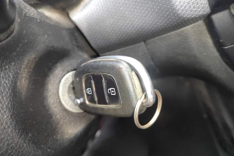 Used Hyundai Verna (older generation) 2017 1.4L Manual Refreshed Version China V Standard