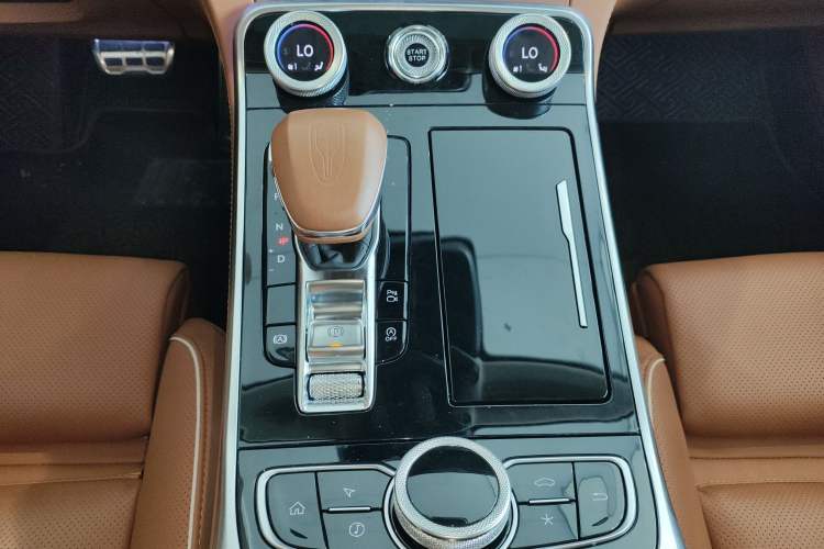 Used Hongqi H9 2020 2.0T Smart Connect Flagship Edition Gear Lever