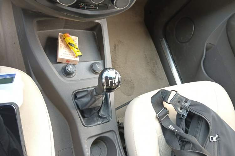 Used Wuling Hongguang 2015 1.5L S Basic Version China V Standard Gear Lever