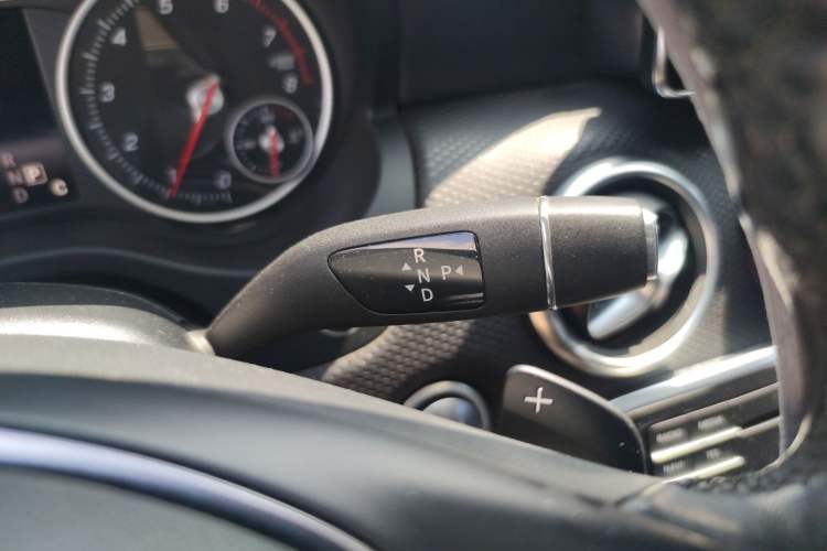 Used Mercedes-Benz A-Class 2016 A 200 Dynamic Edition Gear Lever