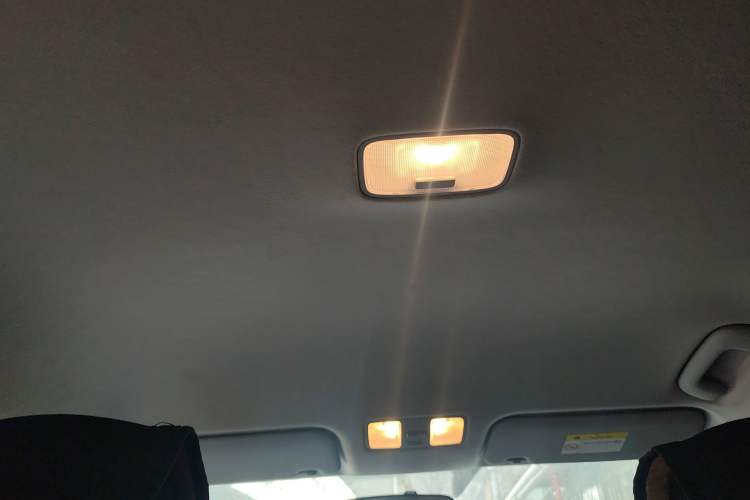 Used Hyundai Celesta 2018 1.6L Automatic GL Enjoyment Version China V Standard