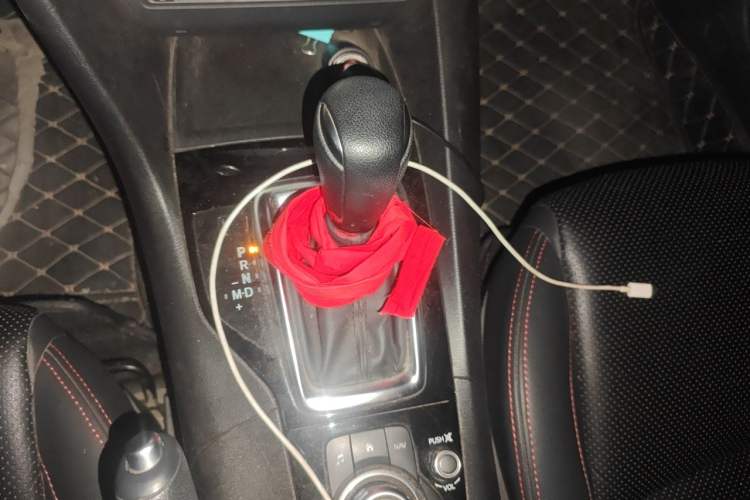 Used Mazda 3 Axela 2016 Sedan 1.5L Automatic Luxury Model Gear Lever