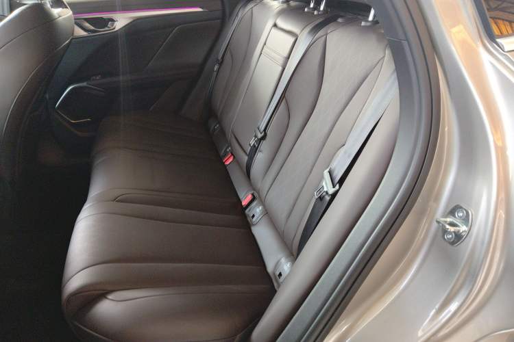 Used Wey Mocha New Energy 2024 Hi4 Four-Wheel Drive Long-Range Version
