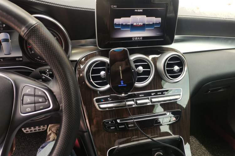 Used Mercedes-Benz GLC 2018 Facelifted GLC 260 4MATIC Dynamic Edition Audio And AC Panel