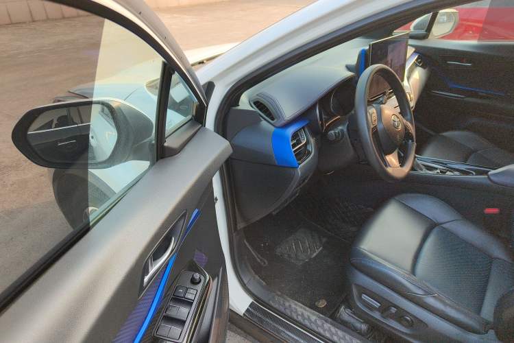 Used Toyota C-HR 2020 2.0L Leading Edition
