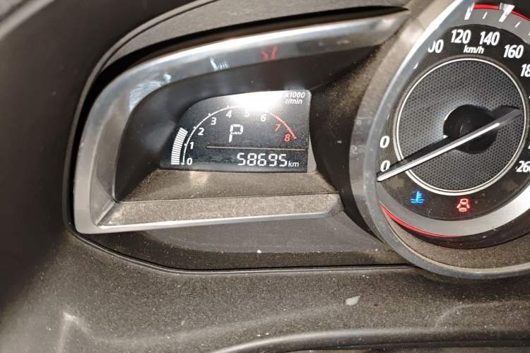 Used Mazda Mazda 3 Axela 2016 Sedan 1.5L Automatic Comfort Model
