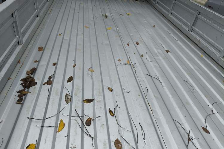 Used Jinbei T5 2022 1.6L Standard Version Rear Dual Wheels 3.4 Meters China VI SWD16M