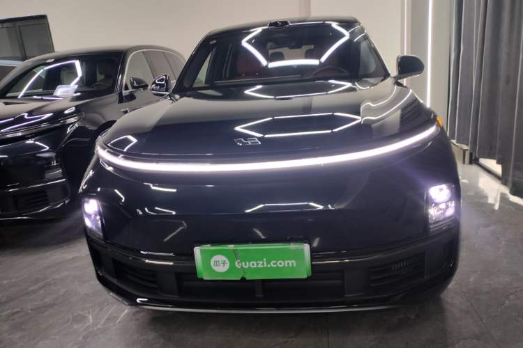 Used Li Auto L8 2025 Max Smart Refresh Edition Exterior 1