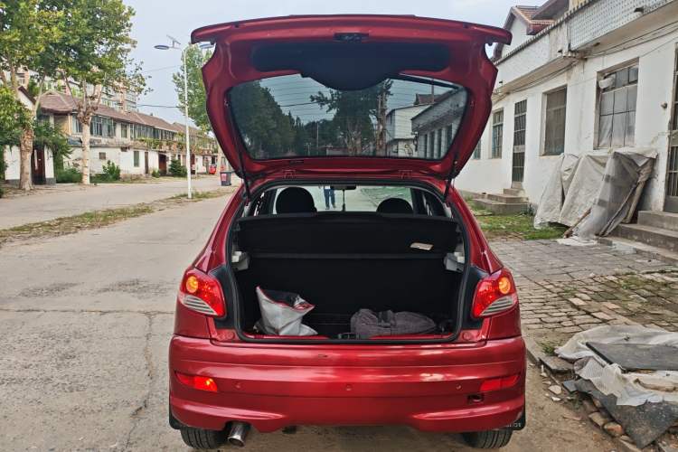 Used Peugeot 207 2011 Hatchback 1.4L Manual Yule Edition Trunk