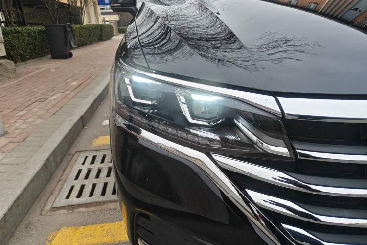 Used Volkswagen Viloran 2024 380TSI Luxury Edition