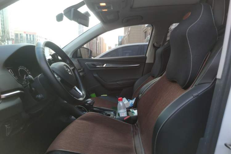 Used Skoda Karoq 2021 TSI280 Luxury Edition Left Front Seat