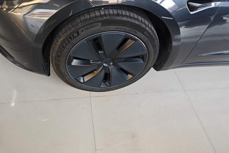 Used Tesla Model 3 2023 Rear-Wheel-Drive Version