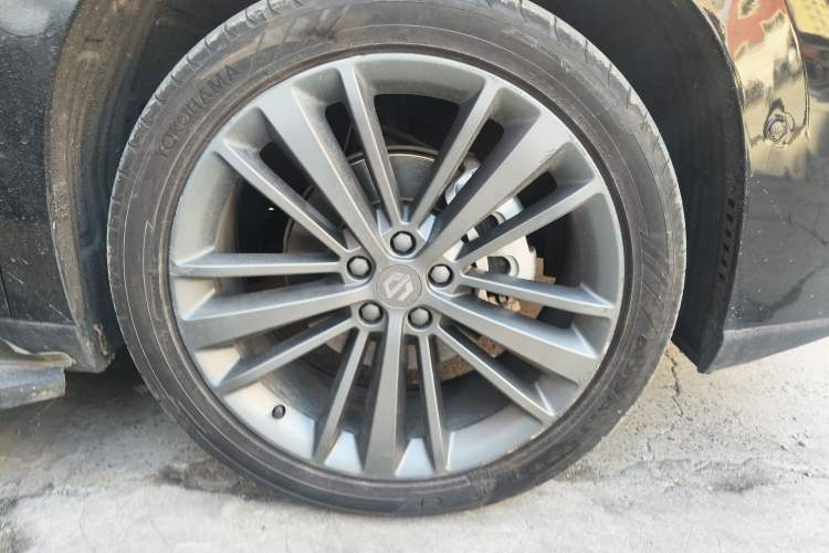 Used Leapmotor C16 2024 Pure Electric 520 Deluxe Edition Right Front Wheel Hub