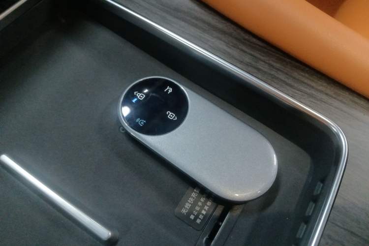 Used Hima AITO M9 2024 Range-Extended Ultra Version 42 kWh 6-Seater Model
