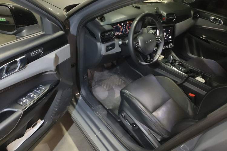 Used Lynk & Co 02 2021 2.0TD Automatic Two-Wheel Drive "Jin" Champion Edition
